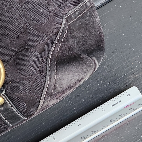 Vintage Coach Signature Jaquard Shoulder Bag - Picture 12 of 14